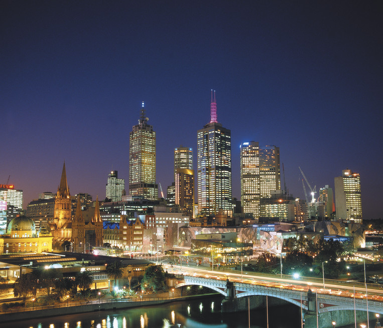 Melbourne skyline at dusk