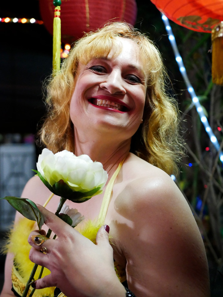 Portrait: Nikki Viveca
