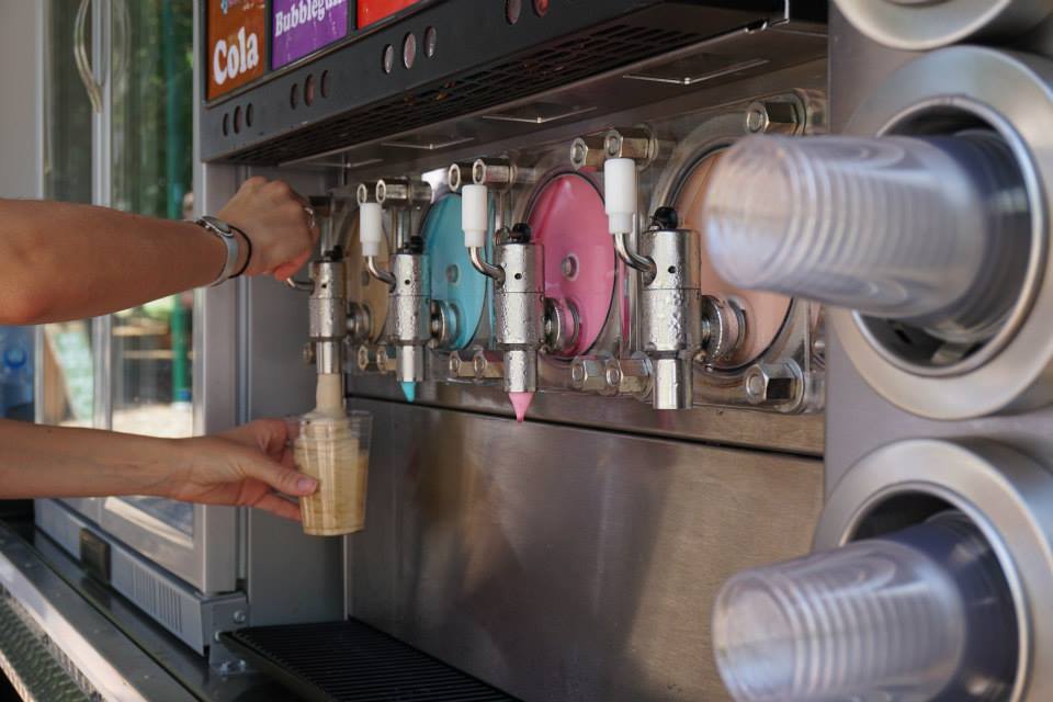 Photo of a Slurp-it being served