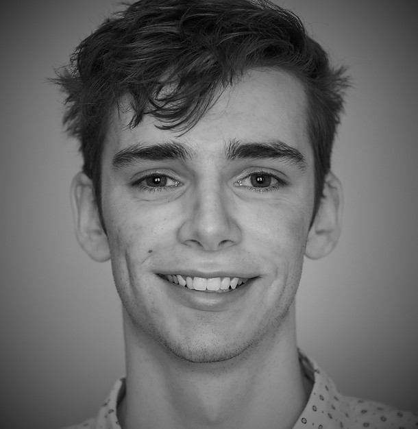 Black and white headshot of Tim Bonser